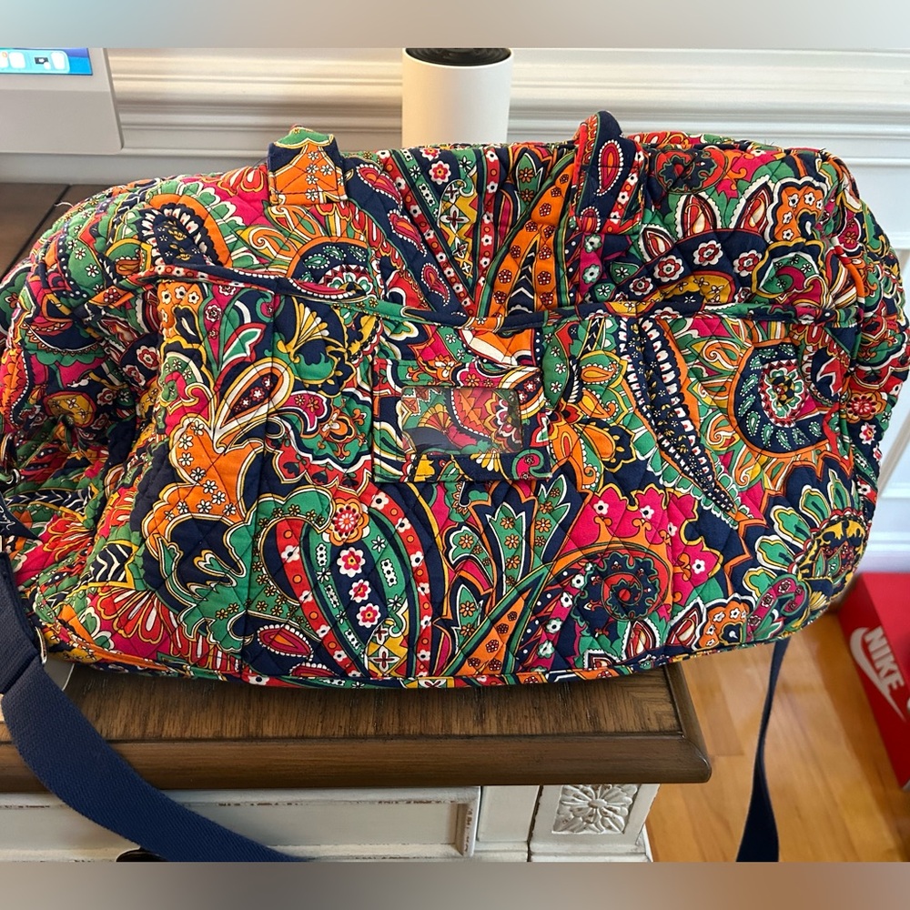 Vera Bradley duffle bag Large
